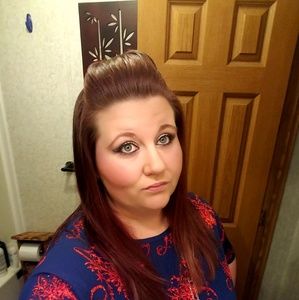 Meet your Posher, Kayla